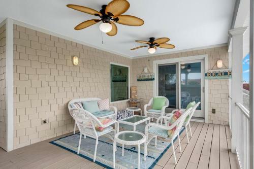 Happy Island Retreat