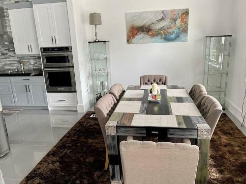 Luxury Villa The Naples Serenity