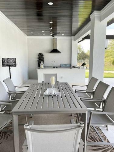 Luxury Villa The Naples Serenity
