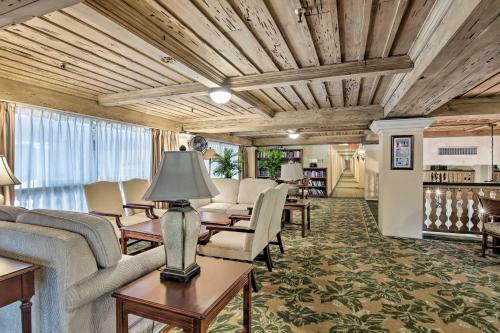 Apartamento Sunny Penthouse Suite At The Palm Beach Hotel