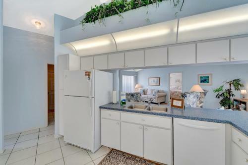 Tropical Retreat