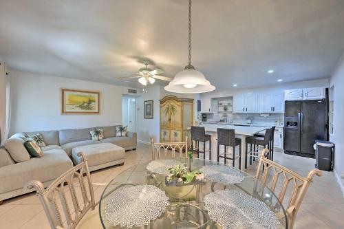 Bright Naples Home - 4 Mi To Botanic Gardens!