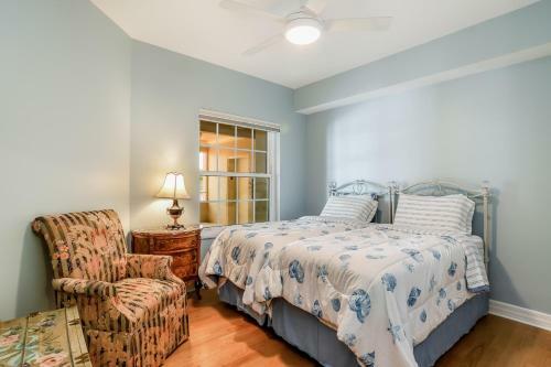 Bayfront Beauty - Downtown Naples Condo