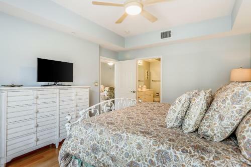 Bayfront Beauty - Downtown Naples Condo