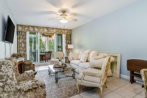 Bayfront Beauty - Downtown Naples Condo