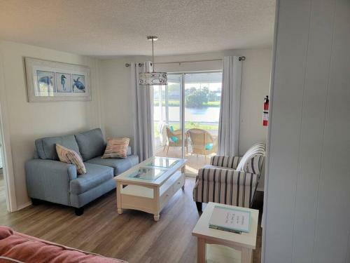 Lovely 2bed/2bth On Golf Course In Rotonda West