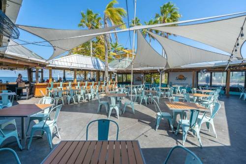 502 Little Harbor Inn