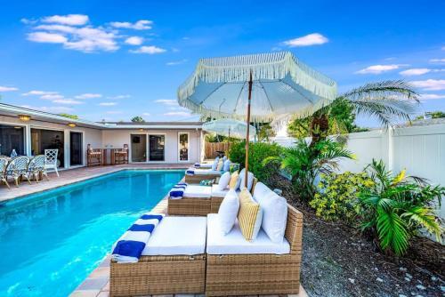 Pompano Pool Paradise