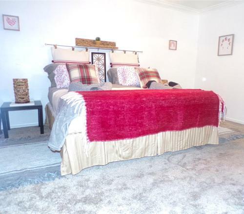 Unique Spacious Quiet Lakefront Villa W Pool 3 Months Stay Min