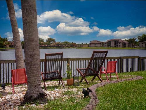 Unique Spacious Quiet Lakefront Villa W Pool 3 Months Stay Min