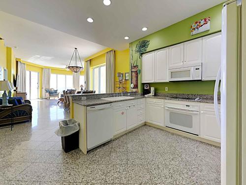 Apartamento Emerald Isle #1708