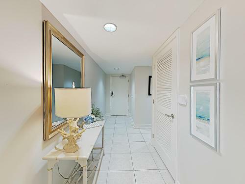 Apartamento Regency Towers #601 West