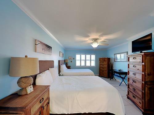Apartamento Regency Towers #407 West