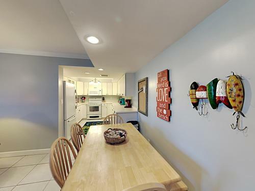 Apartamento Regency Towers #407 West
