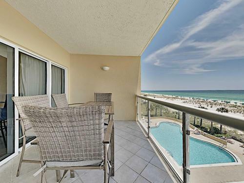 Apartamento Emerald Isle #306