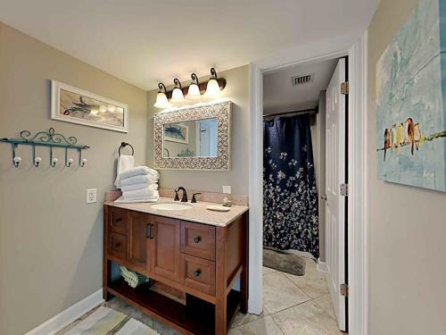 Apartamento Regency Towers #205 West