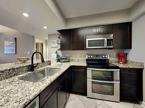 Apartamento Regency Towers #205 West