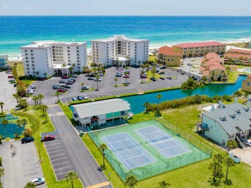 Apartamento Regency Towers #205 West