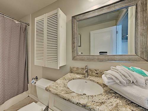 Apartamento Emerald Isle #1606