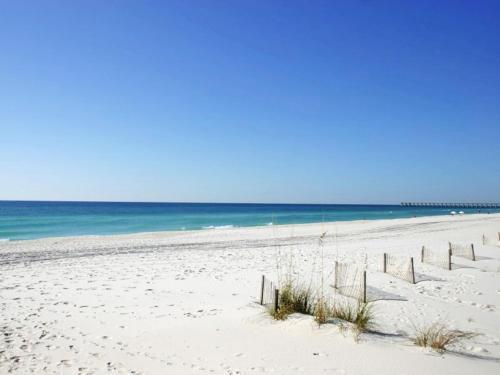 Apartamento Emerald Isle #304