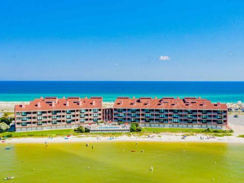 Apartamento Palm Beach Club #203