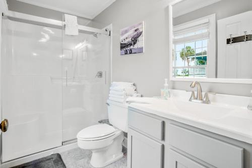 Downtown Seville Bayview Home