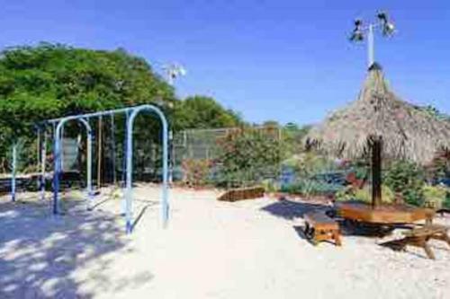 Apartamento Our Kondo In The Keys