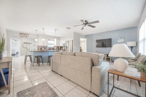 New Listing Beautiful Pinellas Park Pool Home