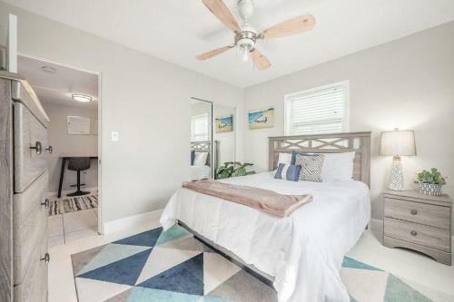 New Listing Beautiful Pinellas Park Pool Home