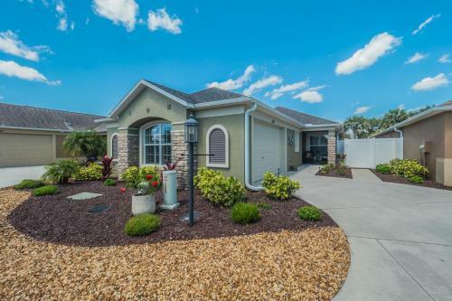 The Villages - Arteaga Way 623