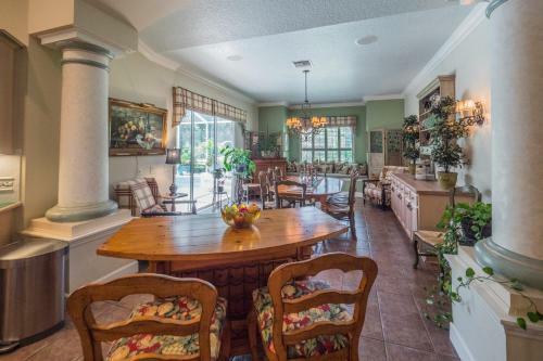 The Villages - Gerardo Avenue 2131