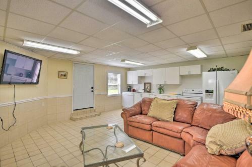Waterfront Welaka Escape With Private Docks!