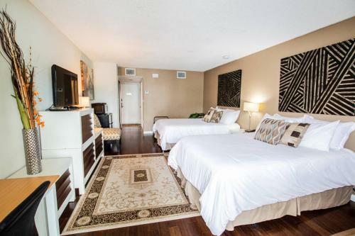 Saddlebrook Resort Studio Suite - Peaceful Pond Paradise - Pet Friendly - Convenience And Comfort
