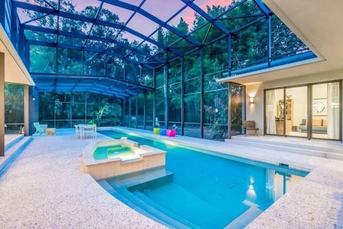 Luxury Modern Villa In Heart Of Sarasota