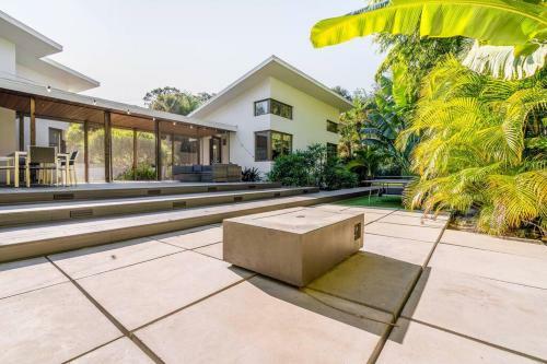 Luxury Modern Villa In Heart Of Sarasota