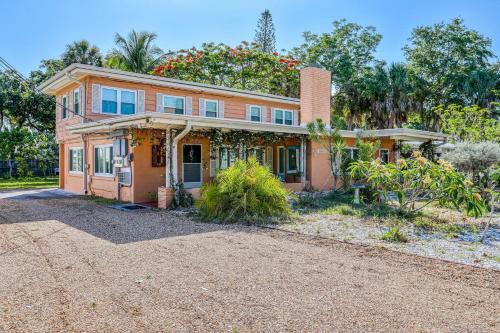 Commonwealth Casas