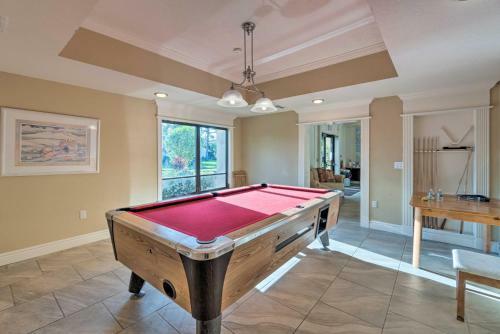 Sunny Sarasota Villa With Lanai Less Than 5 Mi To Beach