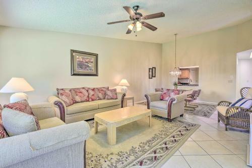 Sunny Sarasota Villa With Lanai Less Than 5 Mi To Beach