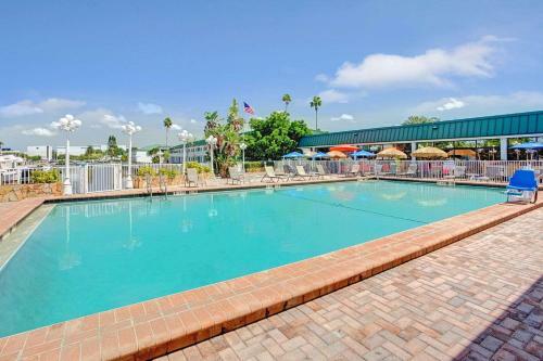 Apartamento Bay Mariner - Gorgeous Water Front Condo!