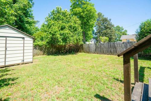 2br Cozy Cottage W/fenced In Backyard. Medical Dst