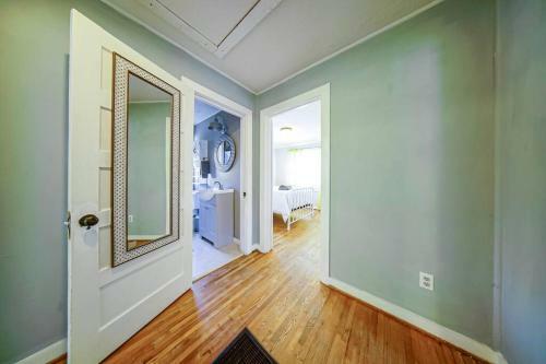 2br Cozy Cottage W/fenced In Backyard. Medical Dst