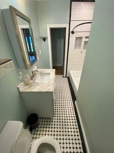 3br Private Oasis W/fenced Backyard - Sleeps 10