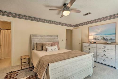 Townhome With Lush Forest View, Steps To Beach!