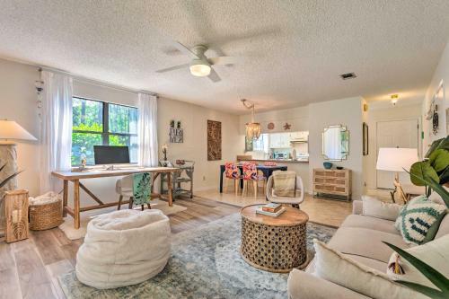 Townhome With Lush Forest View, Steps To Beach!