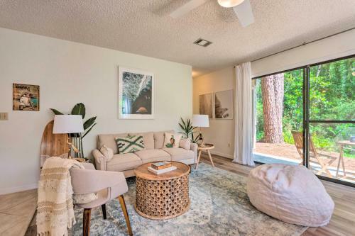 Townhome With Lush Forest View, Steps To Beach!