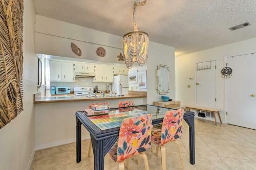 Townhome With Lush Forest View, Steps To Beach!