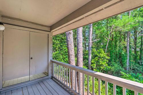 Townhome With Lush Forest View, Steps To Beach!