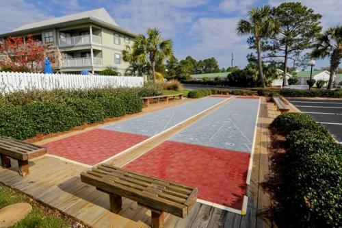 Beachwood Villas F-4