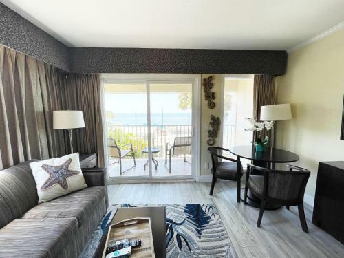 Apartamento New! 3 Bed X 2 Bath Amazing Water View!