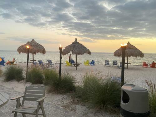 Apartamento New! 3 Bed X 2 Bath Amazing Water View!